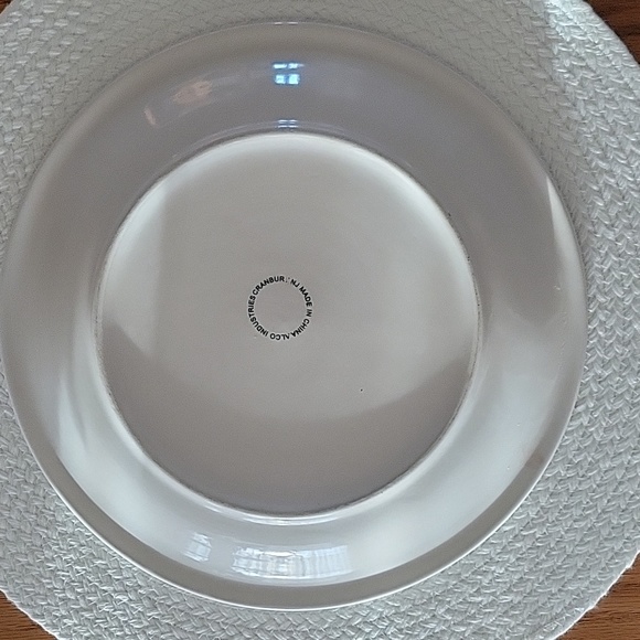 Plate - Picture 2 of 4